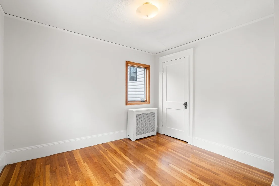 Photo of 94 Hibbert St
