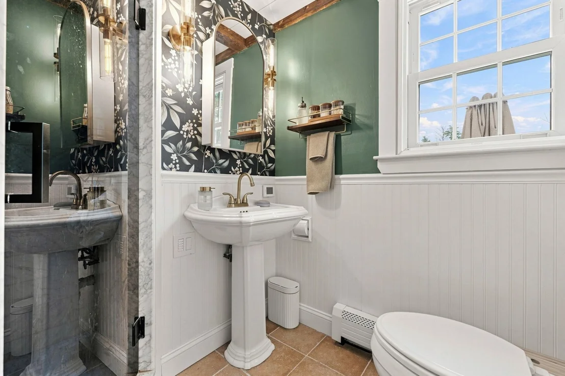 Photo of 554 High St