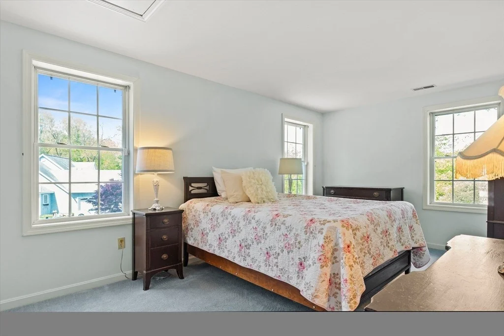 Photo of 8 Sunset Way