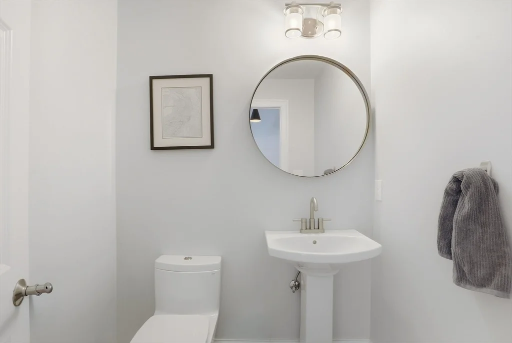 Photo of 7 Howe St