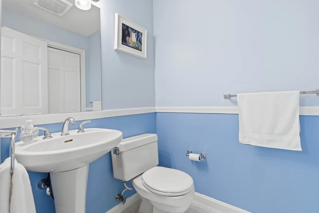 Photo of 32 Hammersmith, Dr.