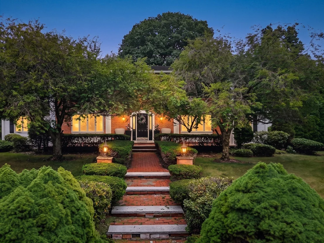 Photo of 42 Mountain View Road