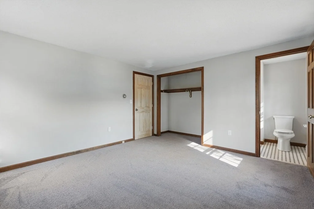 Photo of 195 Susan Drive