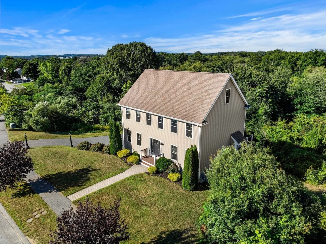 Photo of 22 Overlook Dr