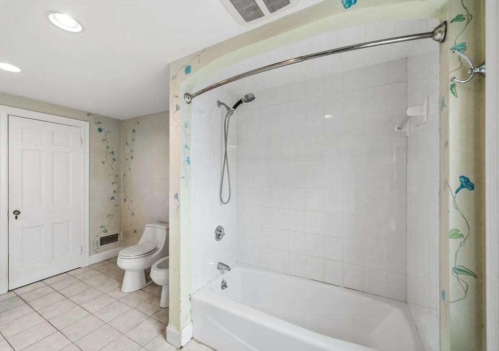Photo of 26 Pickwick Rd