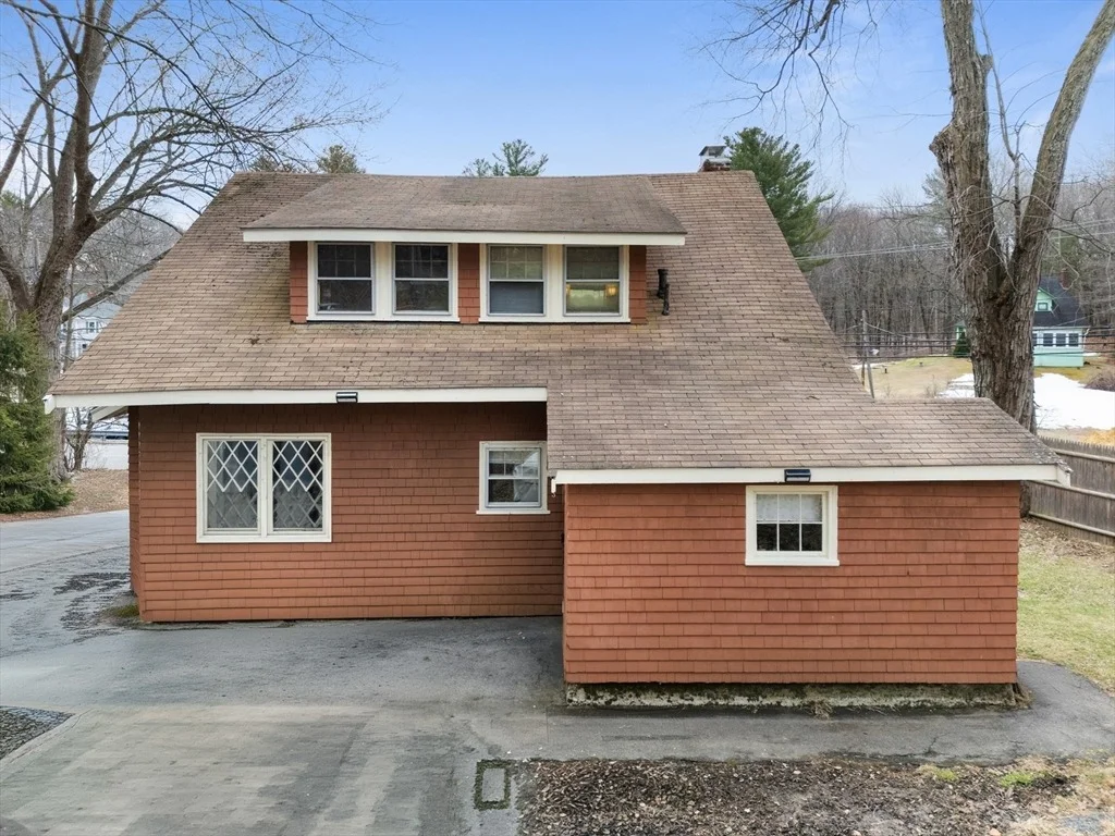 Photo of 2 Whittier Rd
