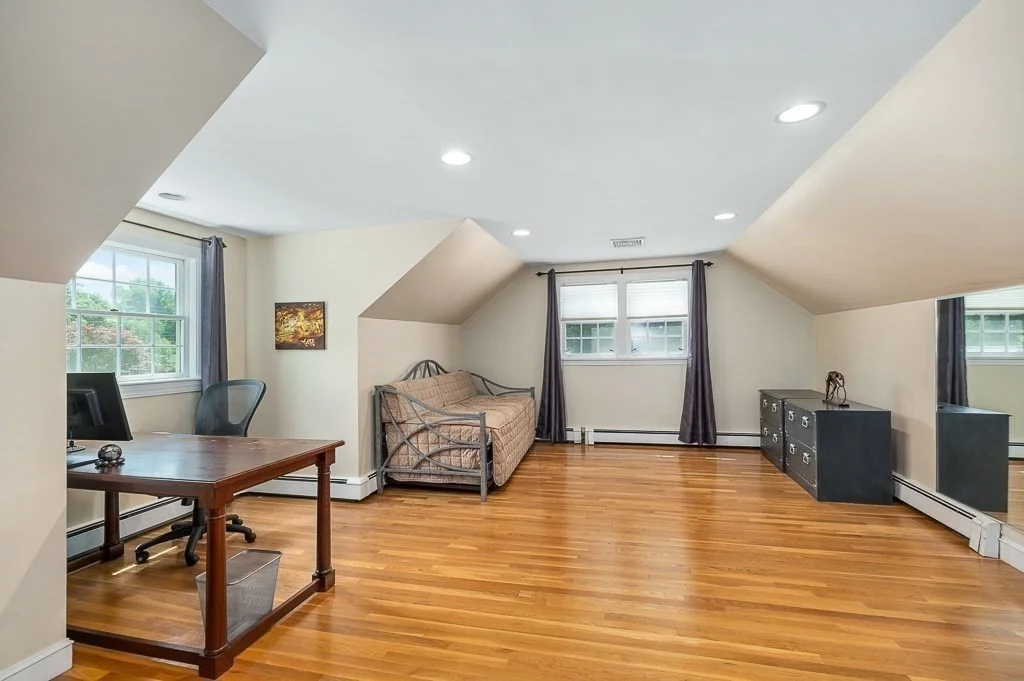 Photo of 6 Burnham Road