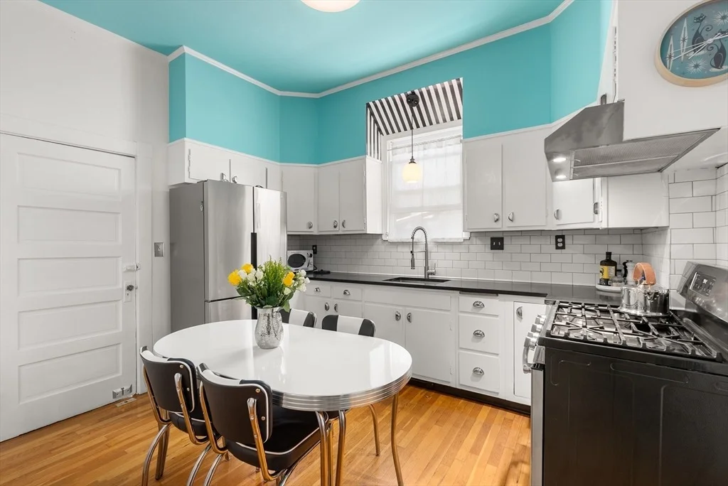 Photo of Unit 2 at 9 Gray Cir