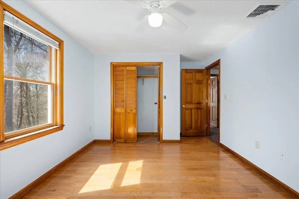 Photo of 25 Collier Cir