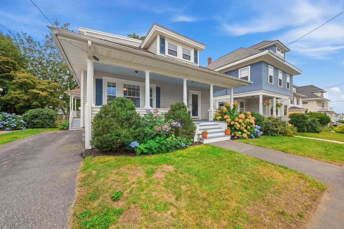 Photo of 196 Middlesex St