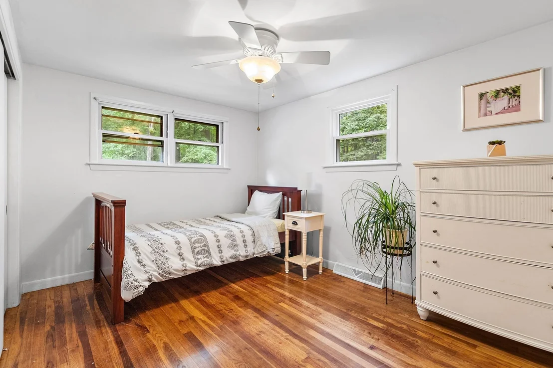 Photo of 266 Harvard Road
