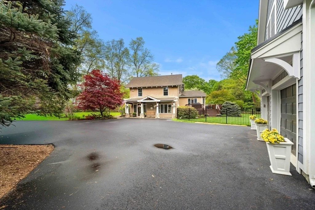Photo of 120 Powers Rd