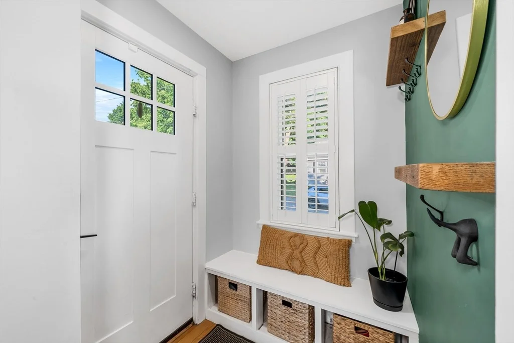 Photo of 37 Hillcrest Ave