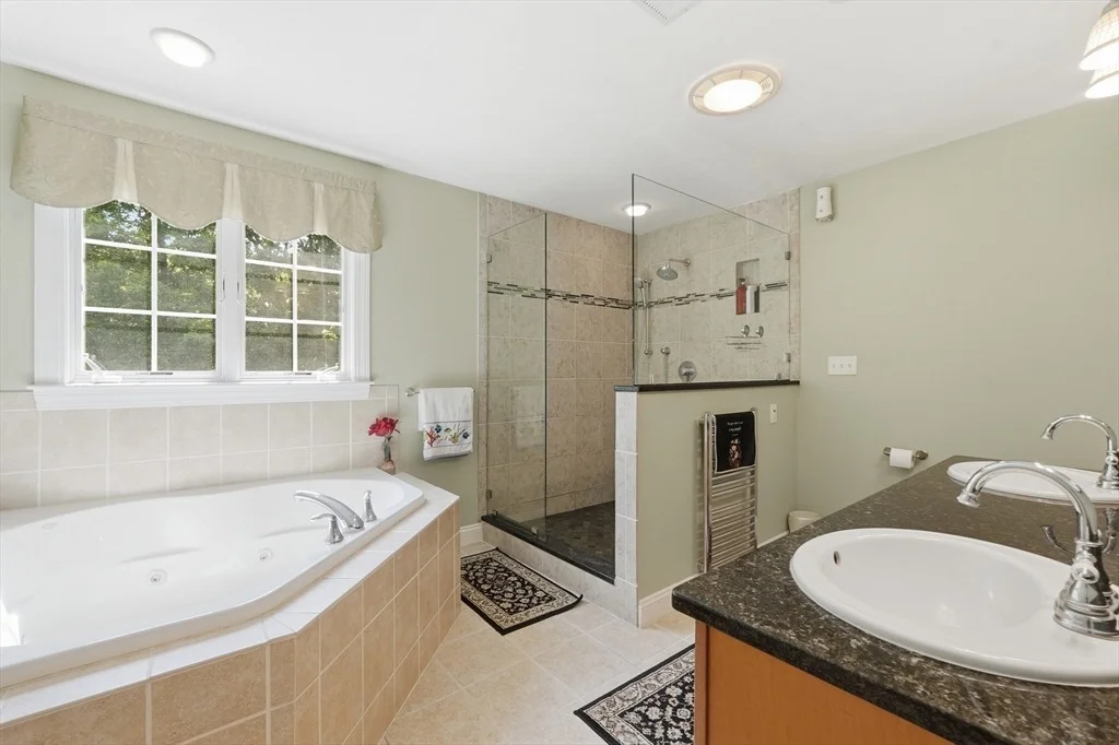 Photo of 74 Whipple Brook Road