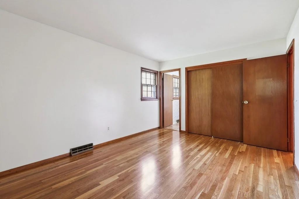 Photo of 26 Leeds St