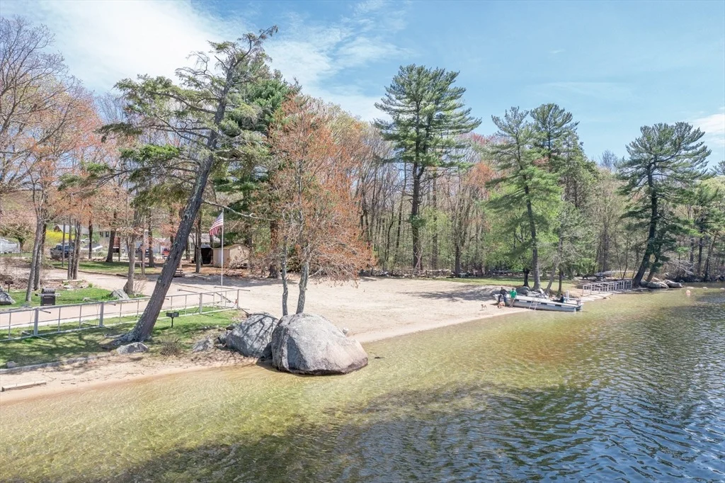 Photo of 54 Shore Road