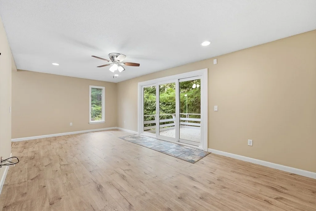 Photo of 9 Flintlock Ln