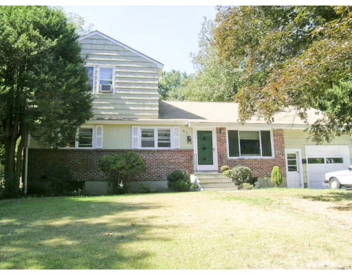 Photo of 41 Jarvis Cir