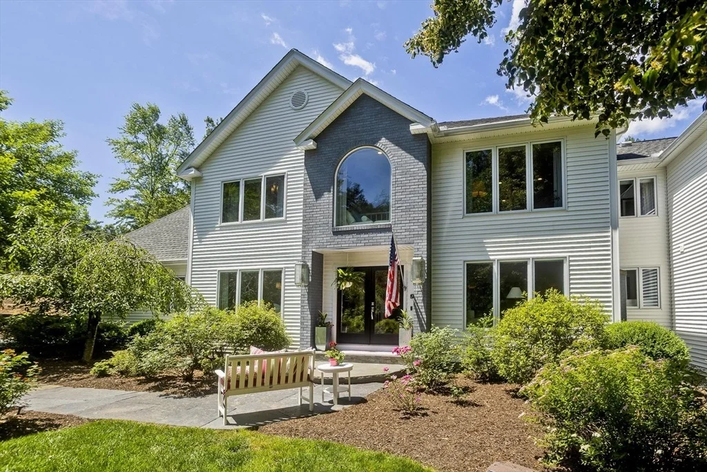 Photo of 183 Loomis Rdg