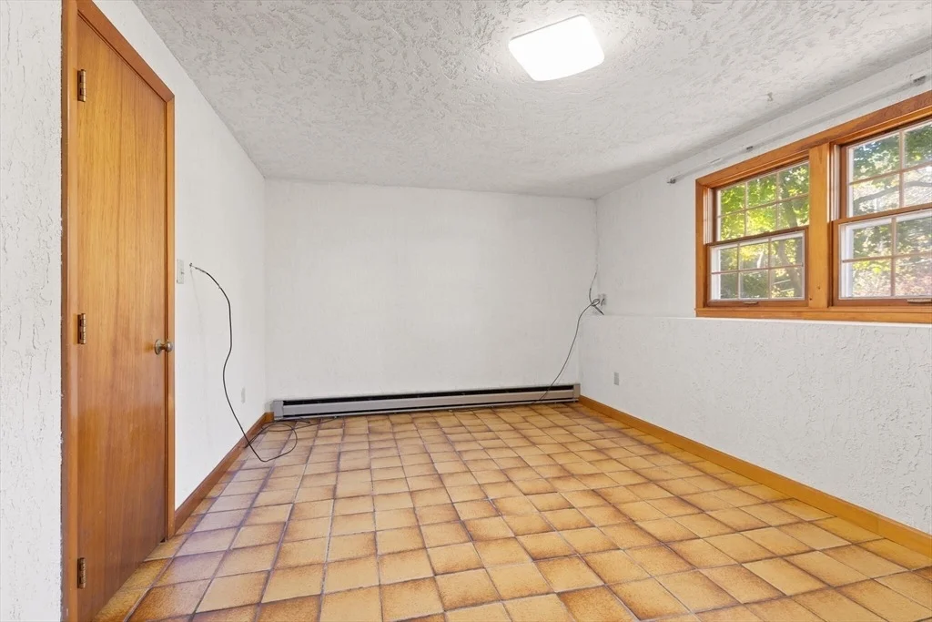 Photo of 109 Riverview Rd
