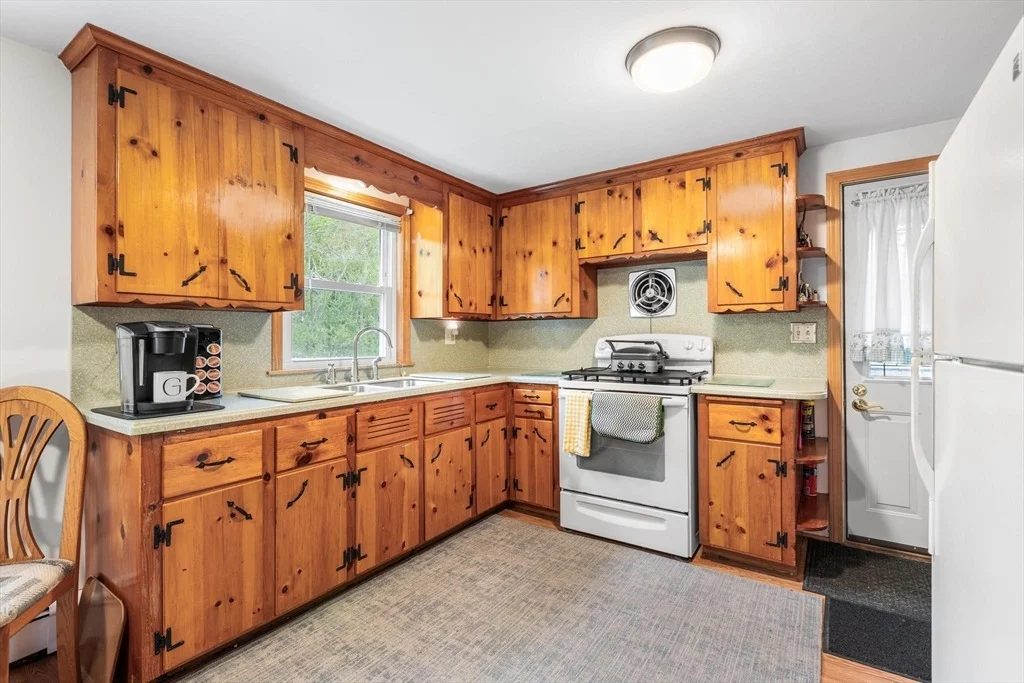 Photo of 44 Batchelder Road