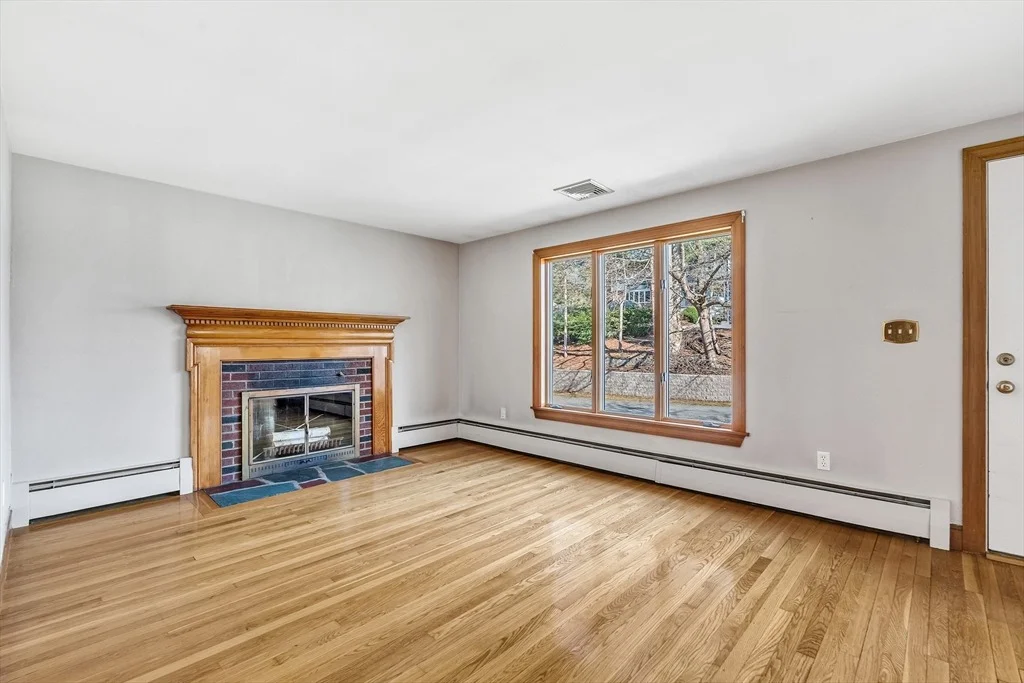 Photo of 17 Walters Ave