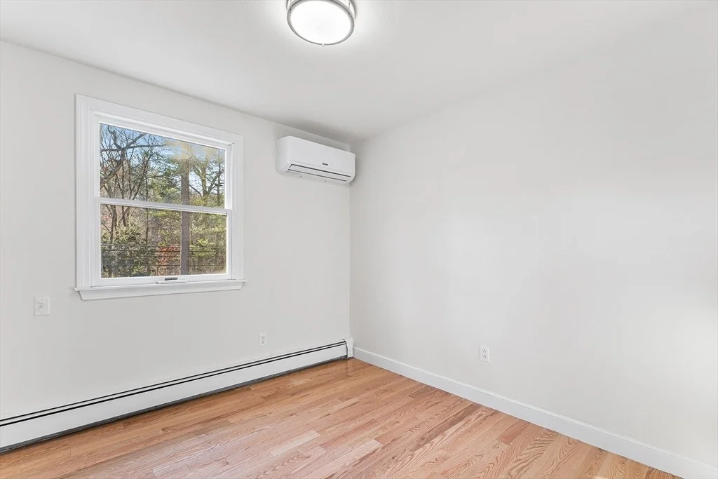 Photo of 212 Mill St