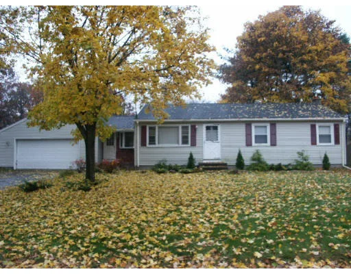 Photo of 10 Pondview Dr