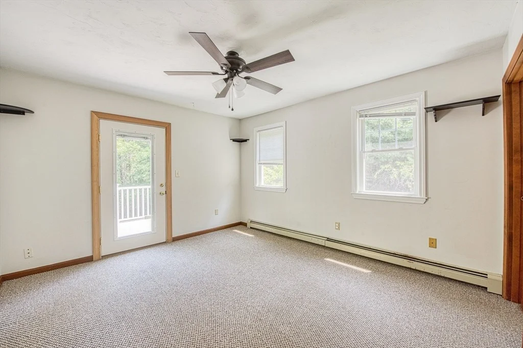 Photo of 6 Daniel Dr