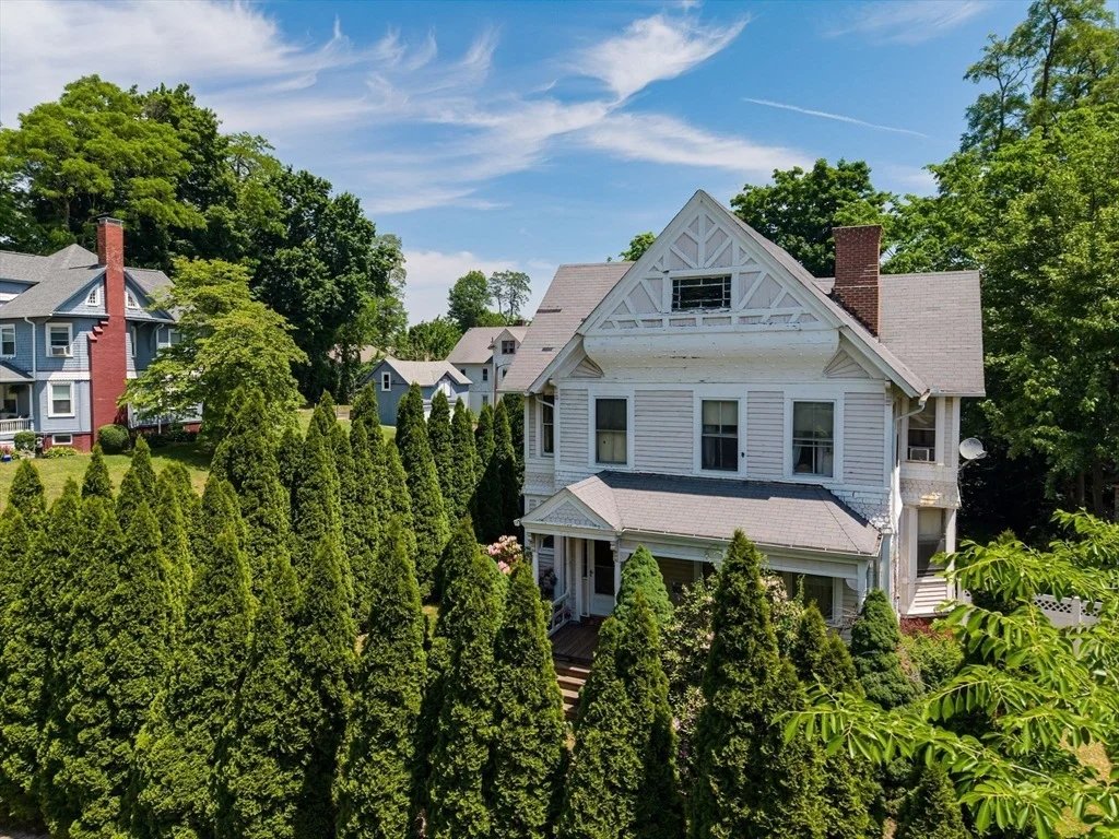 Photo of 415 Maple St