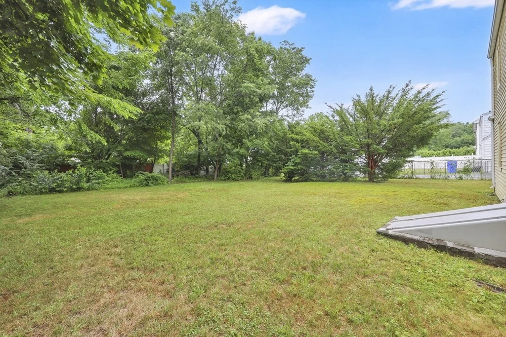 Photo of 38 Tinkham Rd