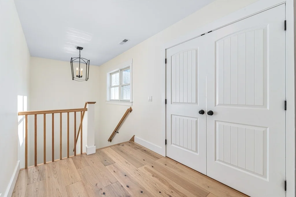 Photo of 102 Bogan Rd