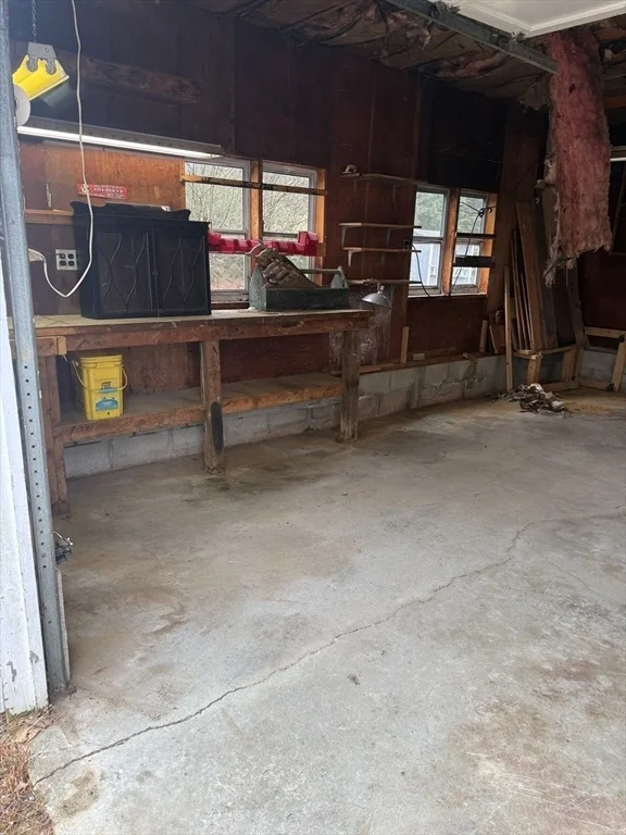Photo of 106 Shore Rd