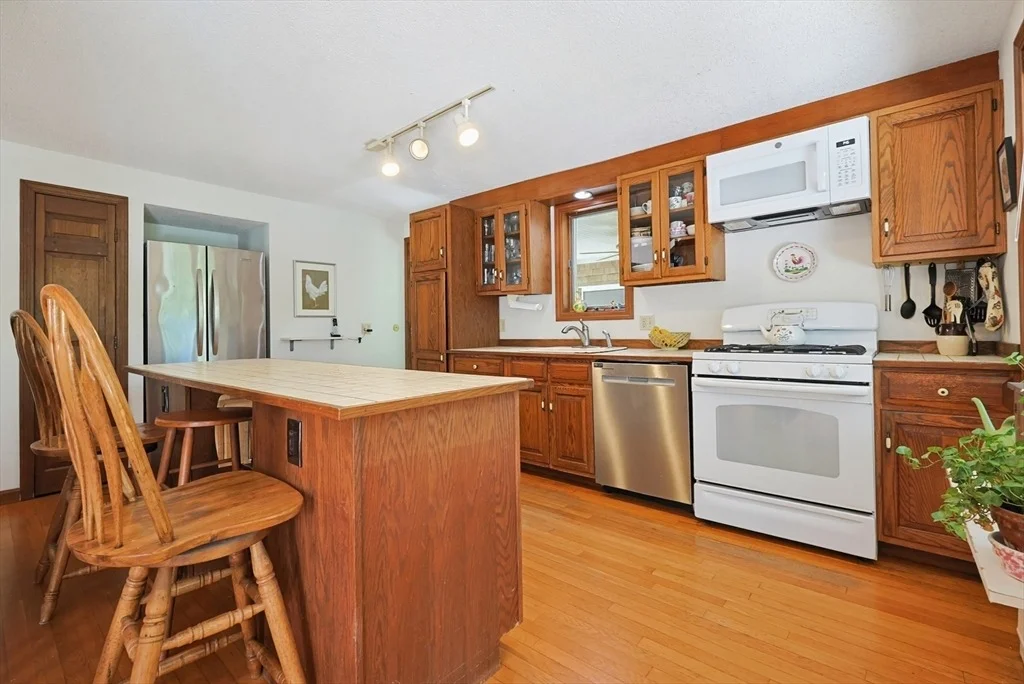 Photo of 1775 Drift Rd