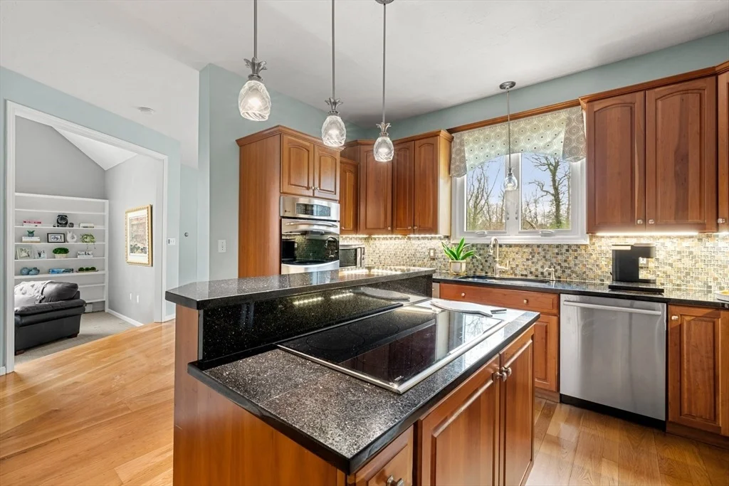 Photo of 20 Herrick Dr