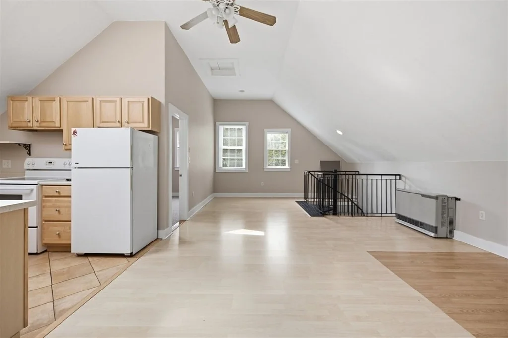 Photo of 338 Clapp Road
