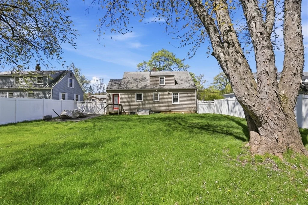Photo of 182 Ely Ave