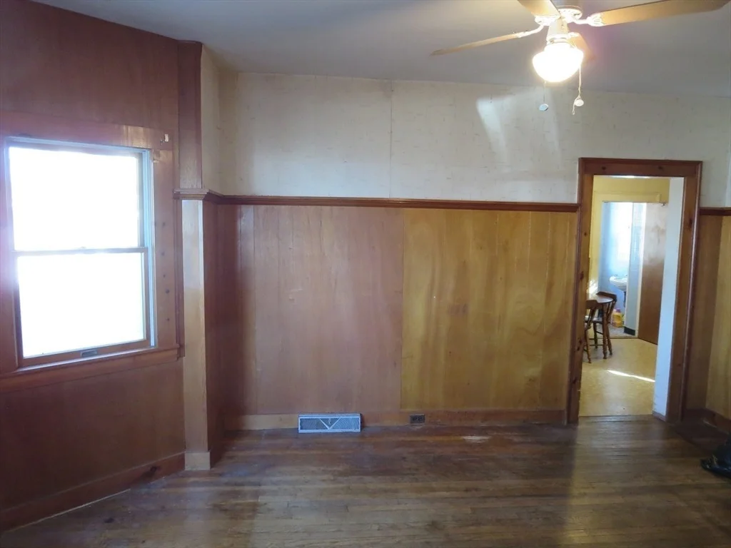 Photo of 14 Meadow St