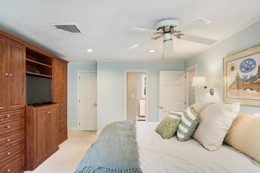 Photo of 4 Penobscot Way