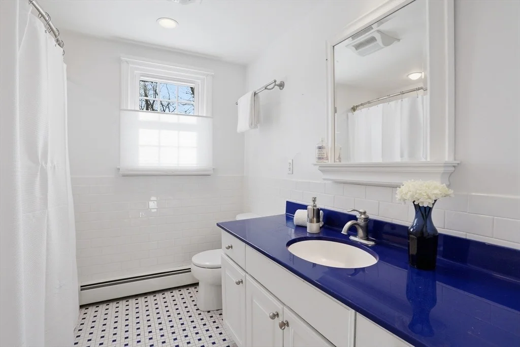 Photo of 245 Oak Hill Circle