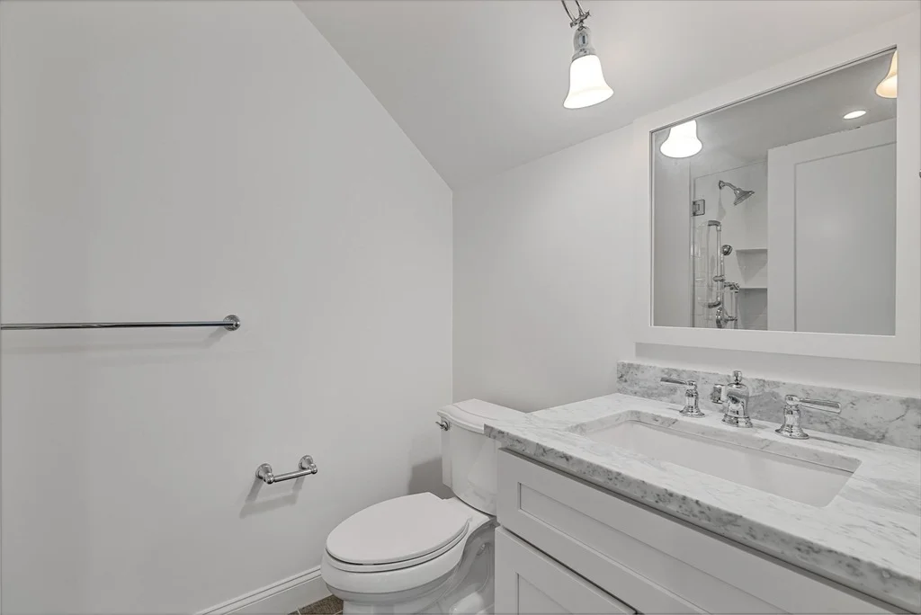 Photo of 7 Bemis Rd
