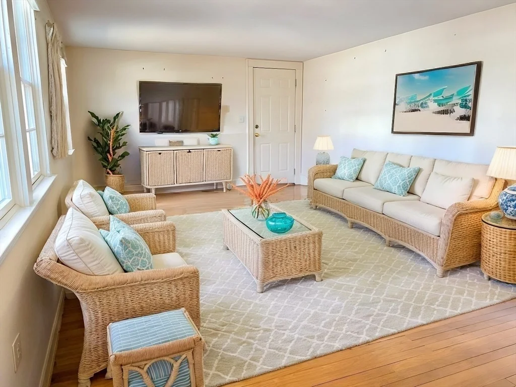 Photo of 9 Ocean Ave