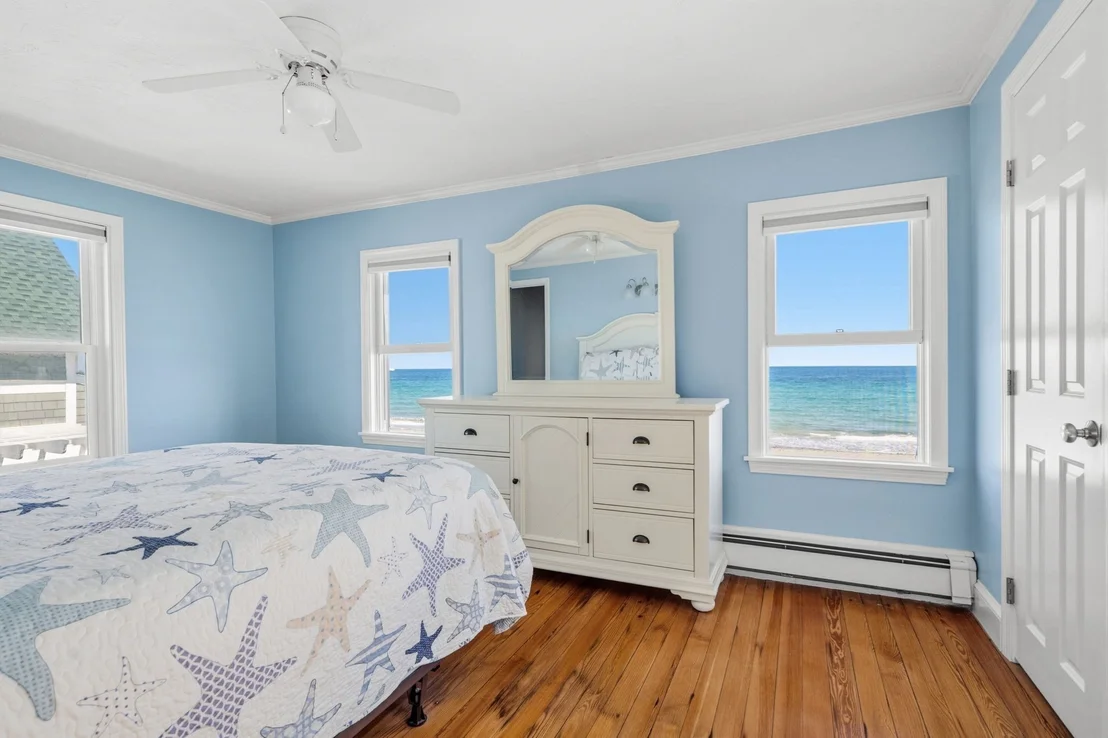 Photo of 331 Beach Ave