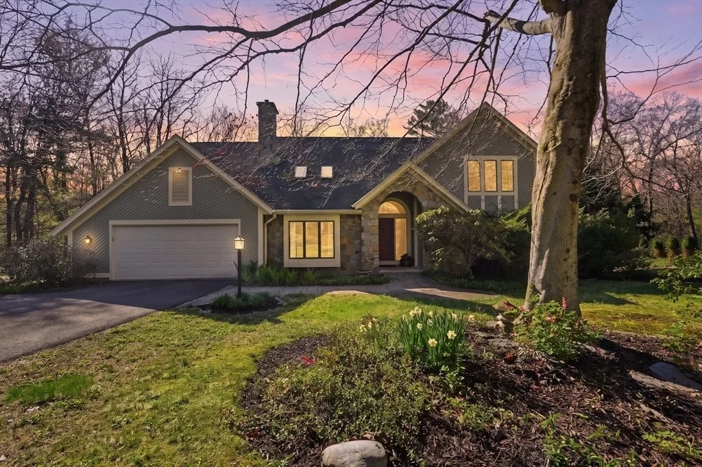 Photo of 28 Trillium Way