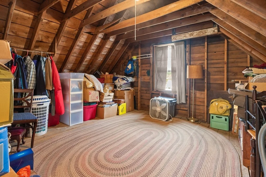 Photo of 9 Maple Avenue