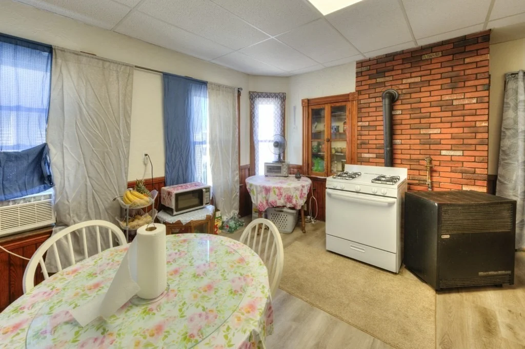 Photo of 71 Esther St