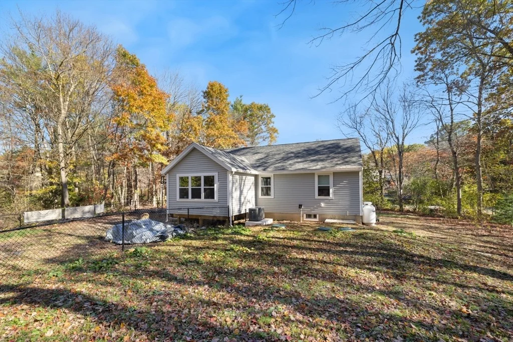 Photo of 62 Middle Road