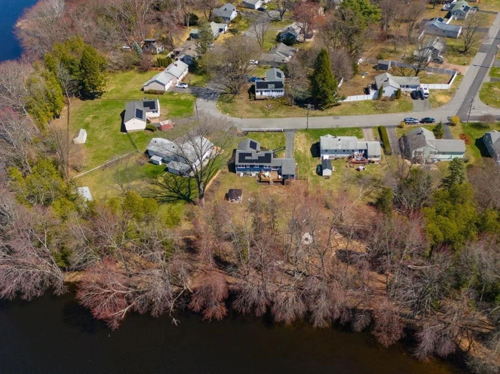 Photo of 81 Edgewater Drive