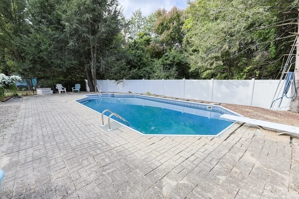 Photo of 65 Wingate Rd