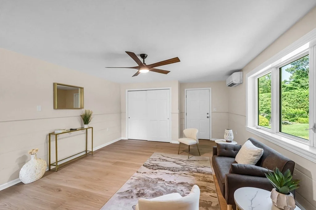 Photo of 13 Golden Dr